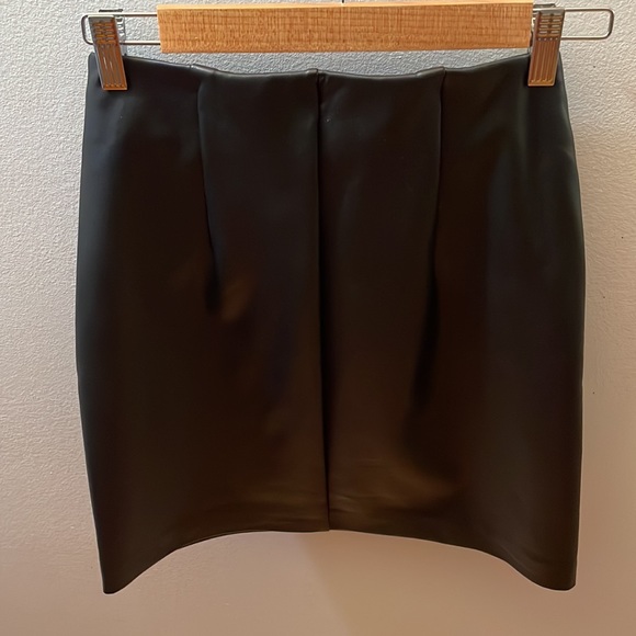 Dynamite faux leather skirt with pockets - Picture 6 of 6